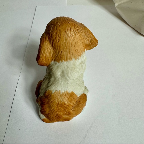 Vintage Homco porcelain dog figurine. Adorable pup (maybe beagle?) - Picture 3 of 9